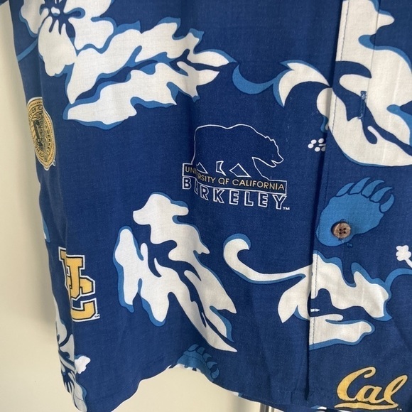 Reyn Spooner NCAA UC Berkeley Golden Bears Hawaiian Shirt - Picture 5 of 11